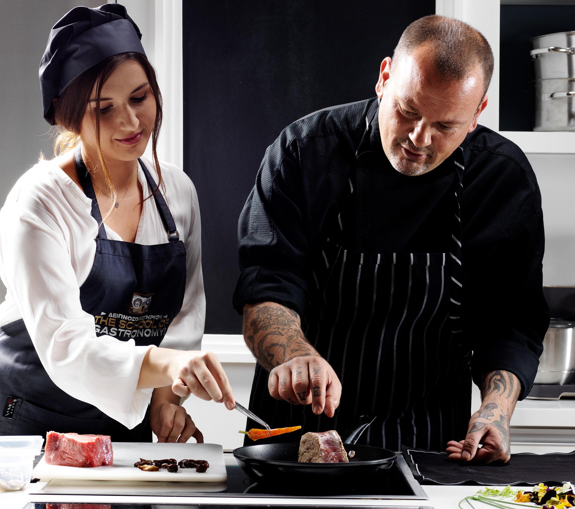 Δημήτρης Σκαρμούτσος